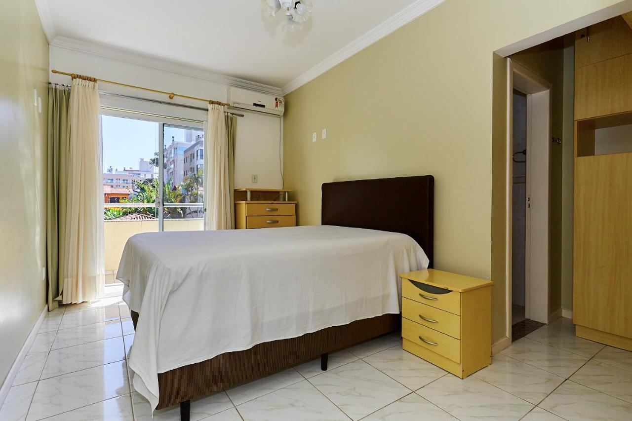1040 - Departamento 2 Quartos Na Rua Pirajica . 200 M Da Praia Bombinhas Centro Esterno foto